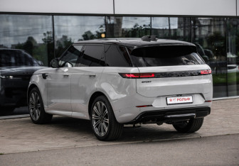 Новый Land Rover Range Rover Sport 2026 (8 фото)