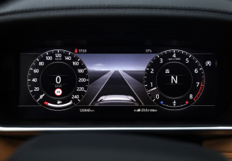 Подержанный автомобиль Land Rover Range Rover Sport 2021 года (19 фото)
