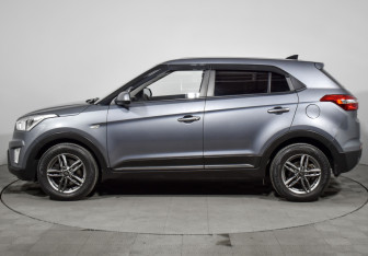 Подержанный автомобиль Hyundai Creta 2019 года (8 фото)
