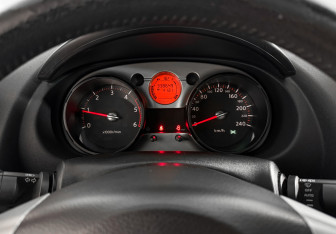 Подержанный автомобиль Nissan Qashqai 2007 года (18 фото)