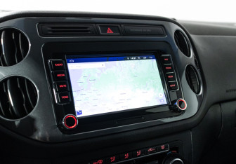 Подержанный автомобиль Volkswagen Tiguan 2011 года (16 фото)