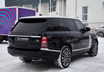 Подержанный автомобиль Land Rover Range Rover 2017 года (6 фото)