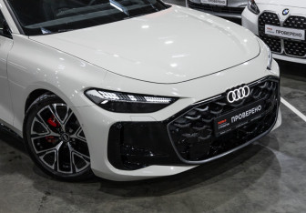 Подержанный автомобиль Audi A5 Liftback 2026 года (6 фото)