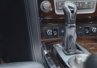 Подержанный автомобиль Infiniti QX80 2019 года (20 фото)