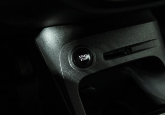 Подержанный автомобиль Renault Kaptur 2016 года (16 фото)