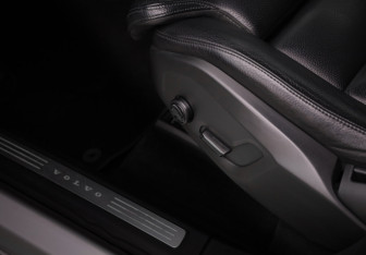 Подержанный автомобиль Volvo XC90 2021 года (22 фото)