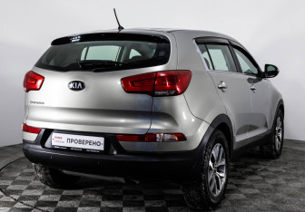 Подержанный автомобиль Kia Sportage 2015 года (5 фото)