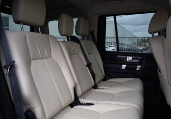 Подержанный автомобиль Land Rover Discovery 2012 года (16 фото)