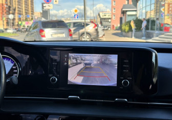 Подержанный автомобиль Kia Carnival 2021 года (12 фото)