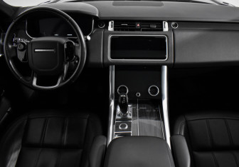 Подержанный автомобиль Land Rover Range Rover Sport 2018 года (13 фото)