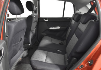 Подержанный автомобиль Hyundai Getz 2006 года (10 фото)