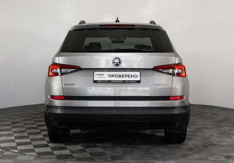 Подержанный автомобиль Skoda Kodiaq 2018 года (6 фото)