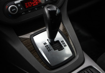 Подержанный автомобиль Ford C-MAX 2008 года (17 фото)