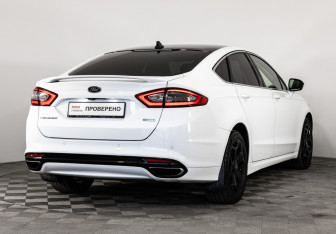 Подержанный автомобиль Ford Mondeo Sedan 2017 года (5 фото)
