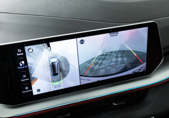 Подержанный автомобиль Geely Coolray 2023 года (17 фото)