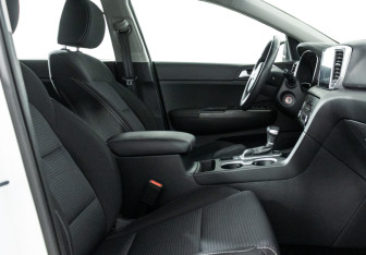 Подержанный автомобиль Kia Sportage 2021 года (15 фото)