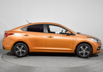 Подержанный автомобиль Hyundai Solaris Sedan 2017 года (4 фото)