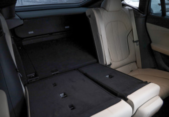 Подержанный автомобиль BMW X6 2021 года (30 фото)