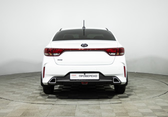 Подержанный автомобиль Kia Rio Sedan 2020 года (6 фото)