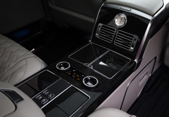 Подержанный автомобиль Land Rover Range Rover 2019 года (36 фото)