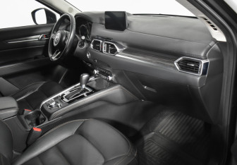 Подержанный автомобиль Mazda CX-5 2021 года (12 фото)
