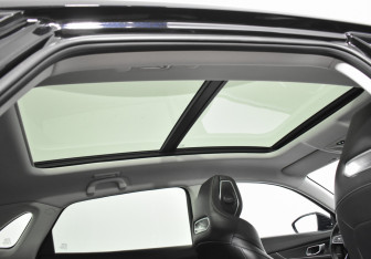 Подержанный автомобиль Changan UNI-K 2022 года (16 фото)