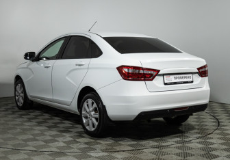 Подержанный автомобиль LADA (ВАЗ) Vesta Sedan 2020 года (7 фото)