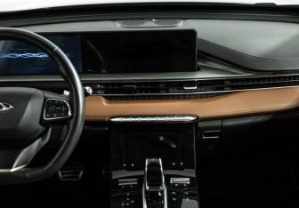 Подержанный автомобиль Chery Tiggo 8 Pro Max 2023 года (14 фото)