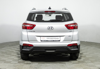 Подержанный автомобиль Hyundai Creta 2018 года (6 фото)