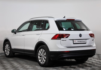 Подержанный автомобиль Volkswagen Tiguan 2017 года (7 фото)