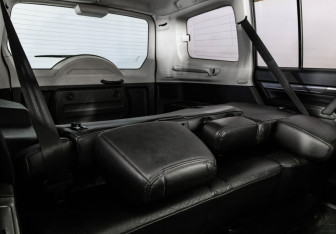 Подержанный автомобиль Mitsubishi Pajero 2012 года (19 фото)