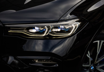 Подержанный автомобиль BMW X7 2019 года (3 фото)