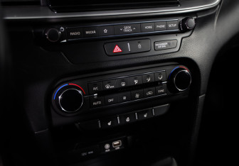 Подержанный автомобиль Kia Ceed Wagon 2019 года (15 фото)