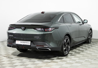 Подержанный автомобиль Changan Lamore 2024 года (5 фото)