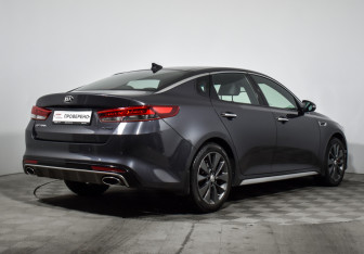 Подержанный автомобиль Kia Optima Sedan 2016 года (5 фото)