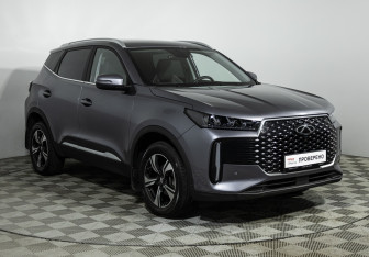 Подержанный автомобиль Chery Tiggo 4 2025 года (3 фото)