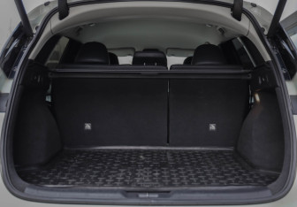 Подержанный автомобиль Infiniti QX50 2018 года (32 фото)