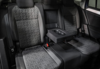 Подержанный автомобиль Volkswagen Tiguan 2021 года (23 фото)