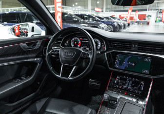 Подержанный автомобиль Audi A6 Sedan 2020 года (33 фото)