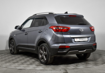 Подержанный автомобиль Hyundai Creta 2018 года (7 фото)