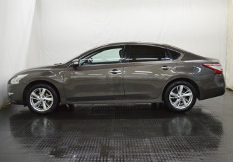 Подержанный автомобиль Nissan Teana 2014 года (8 фото)