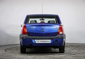 Подержанный автомобиль Renault Logan Sedan 2007 года (6 фото)