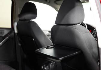 Подержанный автомобиль Volkswagen Tiguan 2009 года (21 фото)