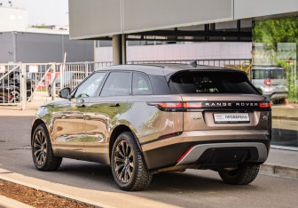 Подержанный автомобиль Land Rover Range Rover Velar 2018 года (8 фото)