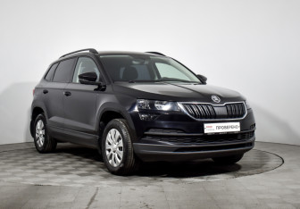 Подержанный автомобиль Skoda Karoq 2021 года (3 фото)