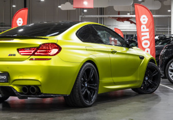 Подержанный автомобиль BMW M6 Coupe 2013 года (16 фото)