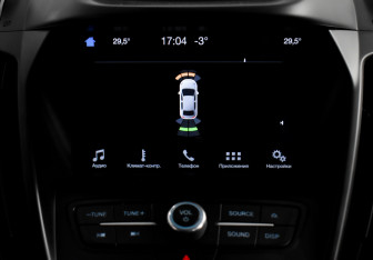 Подержанный автомобиль Ford Kuga 2019 года (18 фото)