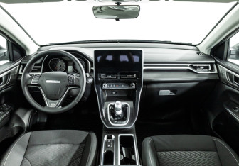 Подержанный автомобиль Haval M6 2025 года (13 фото)
