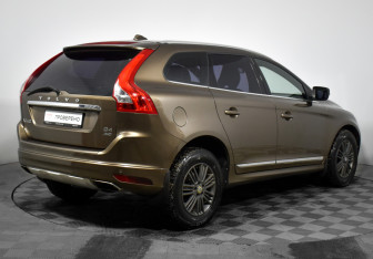 Подержанный автомобиль Volvo XC60 2014 года (5 фото)