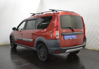 Подержанный автомобиль LADA (ВАЗ) Largus Wagon 2019 года (7 фото)